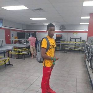 Meet your Posher, Yves jimmy